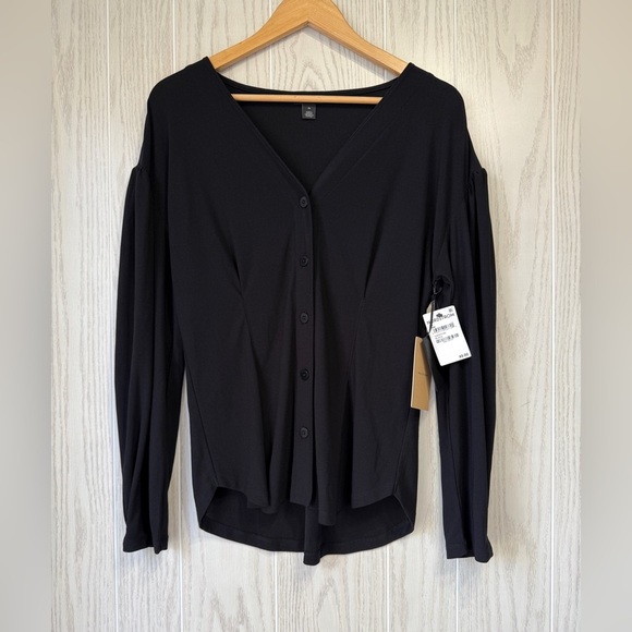 Halogen Womens Top Black Long Sleeve Tee V Neck Round Hem Stretch Size M NWT - Picture 1 of 4